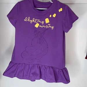 Worn once Disney rapunzel girls shirt.